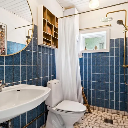 Holiday home Eirik - 700m From The Sea By Interhome