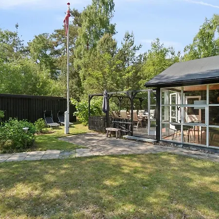 Holiday home Eirik - 700m From The Sea By Interhome